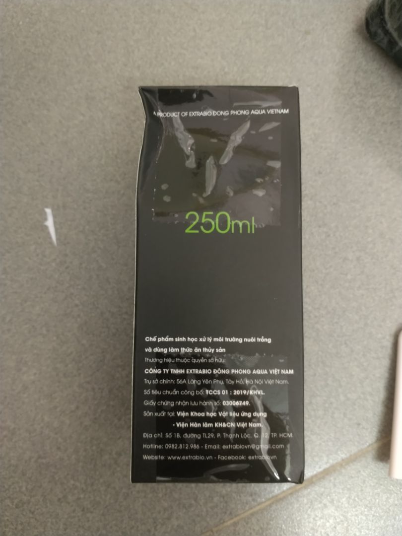 Shop làm ăn ***, mua chai 1000ml nhưng lại giao chai 250ml, vỏ hộp méo mó, chất lượng tệ, xứng đáng 1 sao