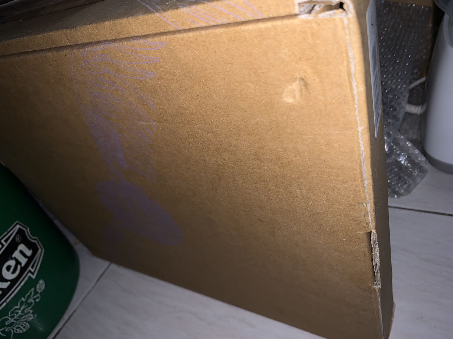 Đóng gói kỹ càng, giá hơi cao, giao hàng rất nhanh.  Tuy nhiên, không đủ trọn bộ 7 tập thì rất là đáng tiếc