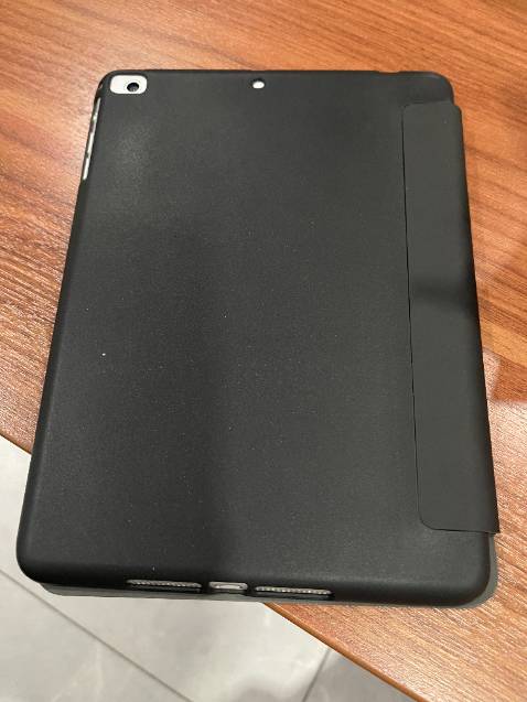 just received the case, 5 order is MINI 6 but not real for ipad mini 6 , is fake