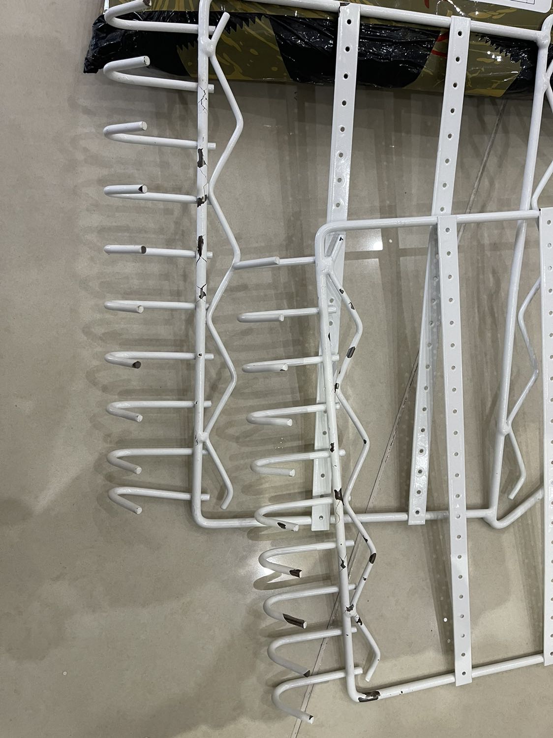 Tôi ko hiểu tại sao có thể bán cho khách như vậy. Để nghị kiti xem xét lại nhà cung cấp.