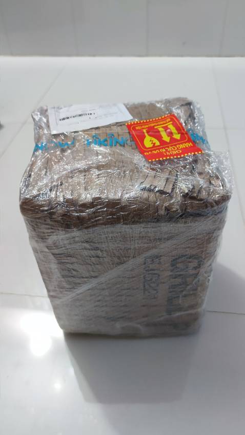 Mình mua lần thứ 2 rồi. Chất lượng thì tuyệt vời bình đun nhanh sôi, mẫu mã đẹp, độ hoàn thiện tốt còn độ bền thì xài thời gian lâu mới biết được. Tiki giao hàng rất nhanh, đóng gói cẩn thận mua hàng trên Tiki mình rất hài lòng