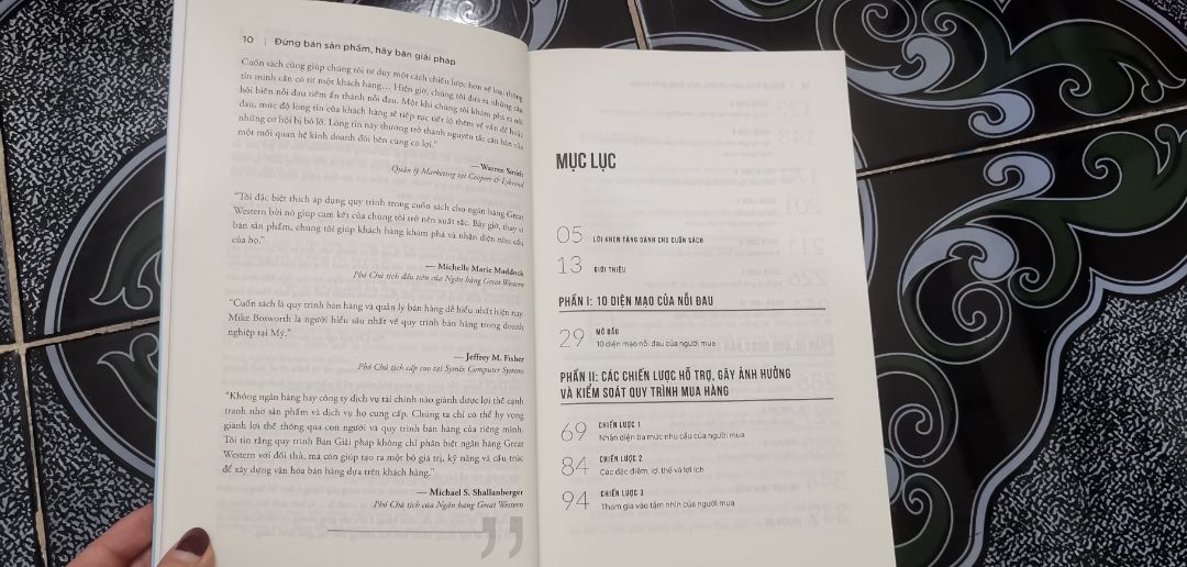 Nếu bạn đang gặp vấn đề trong việc bán hàng của mình, hãy đọc nó. Bạn sẽ có được những thông tin hữu ích, đâu đó các vấn đề bạn đang gặp phải, thay đổi tư duy, thay đổi cách làm biết đâu doanh số của bạn sẽ tăng lên!