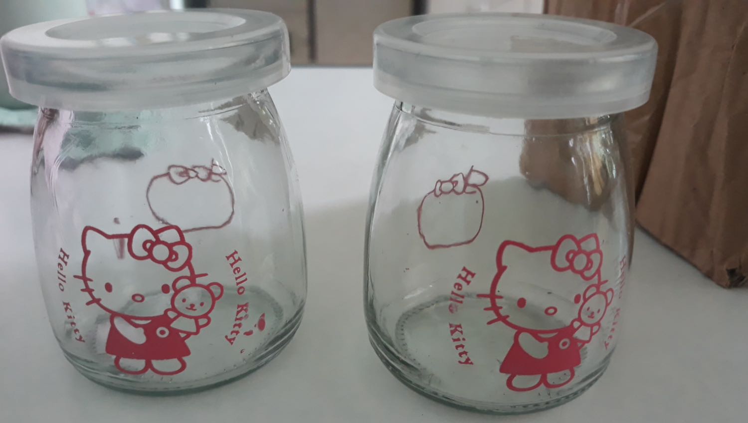 Mình đặt 24 hủ thủy tinh 100ml hình voi xanh như thông tin rao bán. Vậy mà khui hàng ra thì lại là Hello Kitty? Rất khó chịu và không hài lòng vì shop làm ăn mất uy tín! Mình đặt 24 hủ thủy tinh 100ml hình voi xanh như thông tin rao bán. Vậy mà khui hàng ra thì lại là Hello Kitty? Rất khó chịu và không hài lòng vì shop làm ăn mất uy tín!
