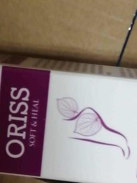 thơm xỉu lên xỉu xuống lun á. Nghiện mùi này dã man, ngày nào cũng thoa mình dùng hơi hao á