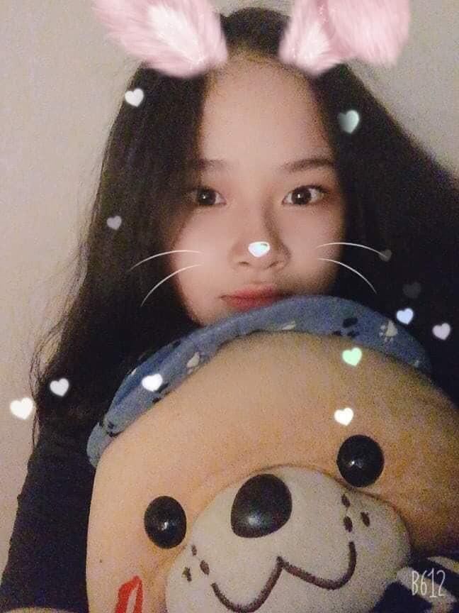 Đèn rất sáng nha mọi người. Chỉ k ưng cái hộp đựng đèn thôi(hơi nát), kiểu bị bóc ra rồi dính băng dính lại ý