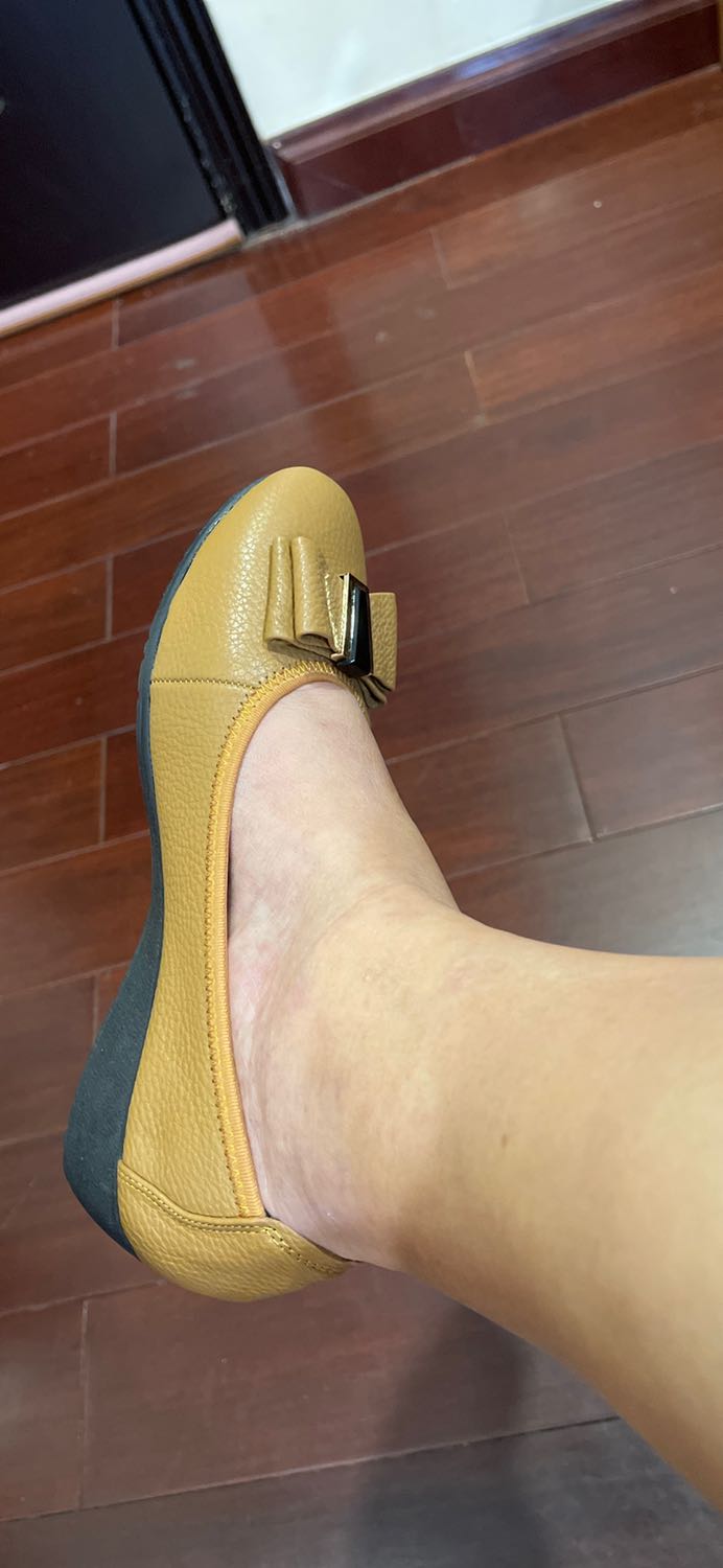 Sản phẩm đúng như được quảng cáo. Da mềm mại, số giầy chuẩn nên mình đi rất vừa chân.
Tks Trường Hải và Tiki nhé!