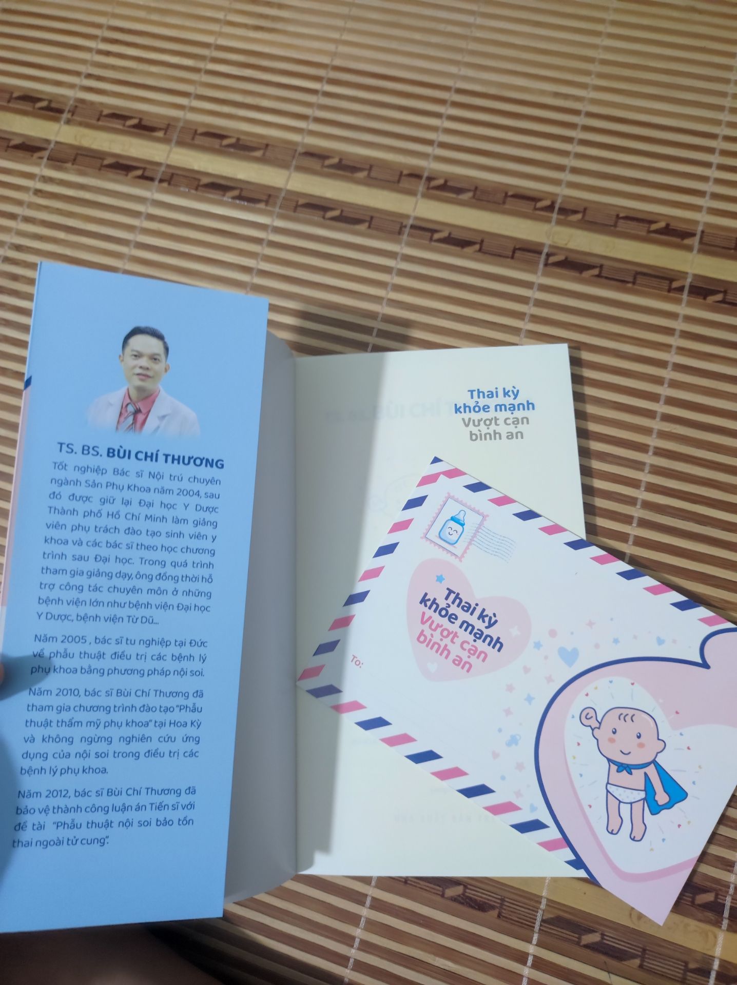 quyển sách giải đáp cơ bản nhất những thắc mắc quan trọng trong thai kỳ. cảm ơn bác sĩ Thương. cảm ơn Tiki