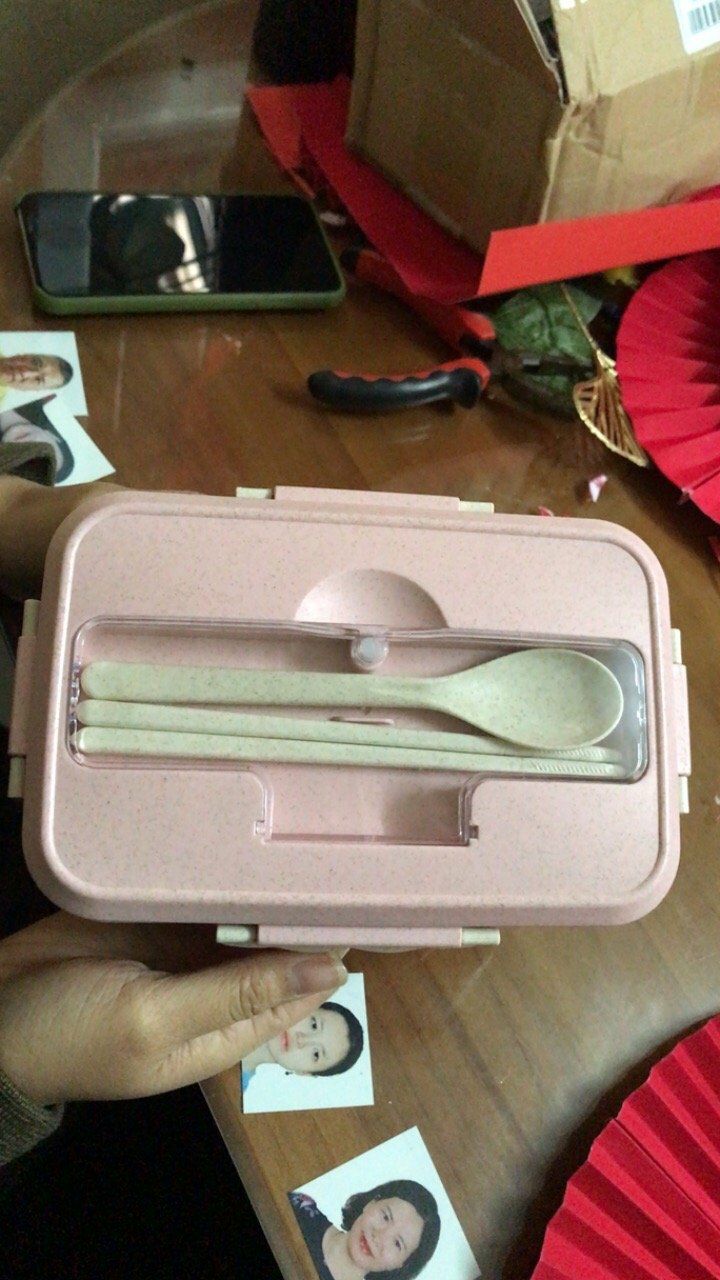 hộp chắc chắn, màu xinh xẻo. shop gửi hàng nhanh, sẽ tiếp tục ủng hộ