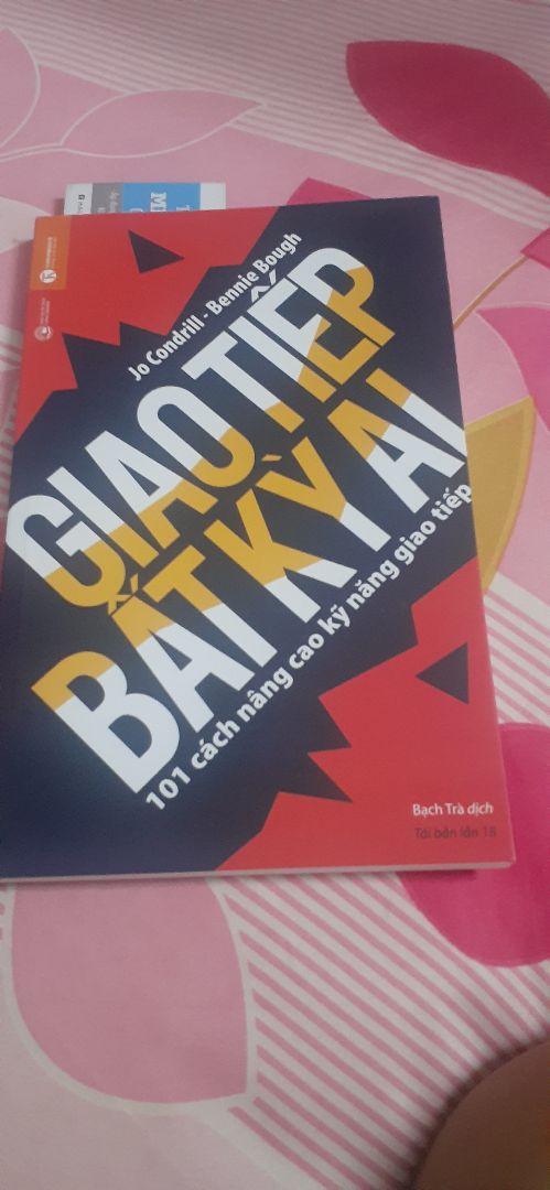 tạm ổn. sách cứng cáp, đẹp