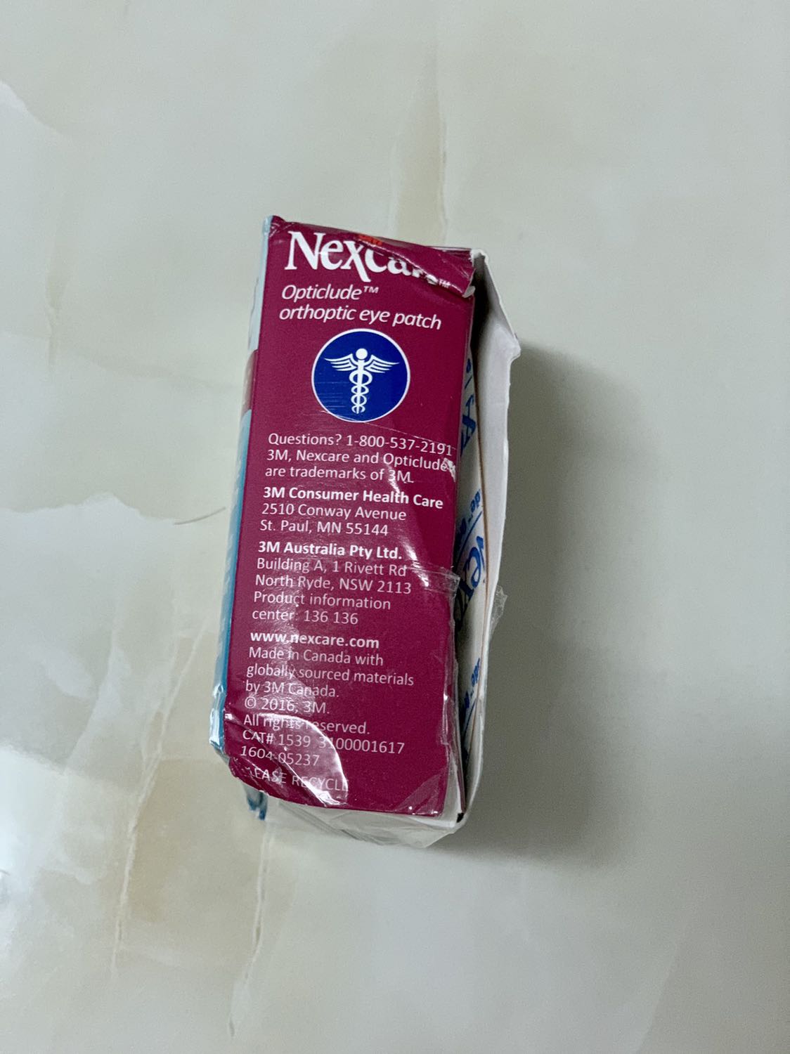 Mua 2 hộp, có 1 hộp dập, khui ra băng nhăn nheo. 
Cực kỳ không hài lòng Mua 2 hộp, có 1 hộp dập, khui ra băng nhăn nheo. 
Cực kỳ không hài lòng