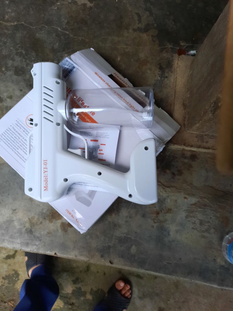 dùng dược thiết kế bên trong vẫn là nhựa