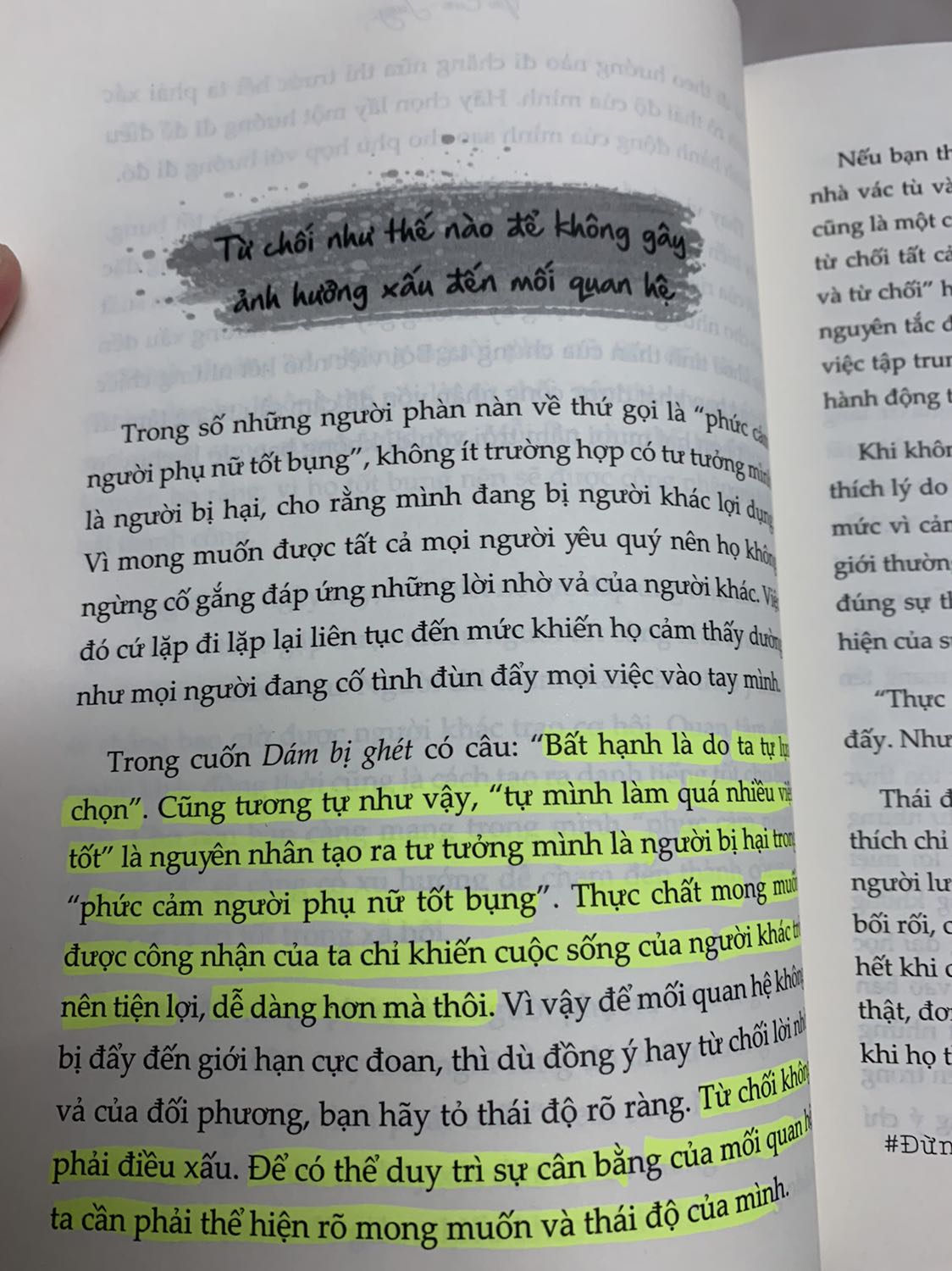 / với những ai đang mang trong mình nhiều năng lượng tiêu cực, cảm thấy áp lực khi ôm quá nhiều việc,... thì cuốn sách sẽ mang lại những lời khuyên hữu ích. Nội dung ngắn gọn nhưng rất hay. Mua trong dịp tiki giảm giá cuối năm chỉ 1 nửa giá. Sách mới hoàn toàn. Shipper giao hàng nhanh, thân thiện.