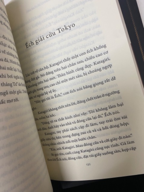 sách k có vấn đề về rách hay móp méo , ndung ch đọc nên ch đánh giá dc