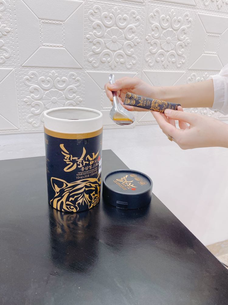 Từ khi mua sp về uống cảm thấy sức khoẻ đc tăng cường lên rất nhiều, khoẻ hơn hẳn mà giao hàng cực nhanh ạ