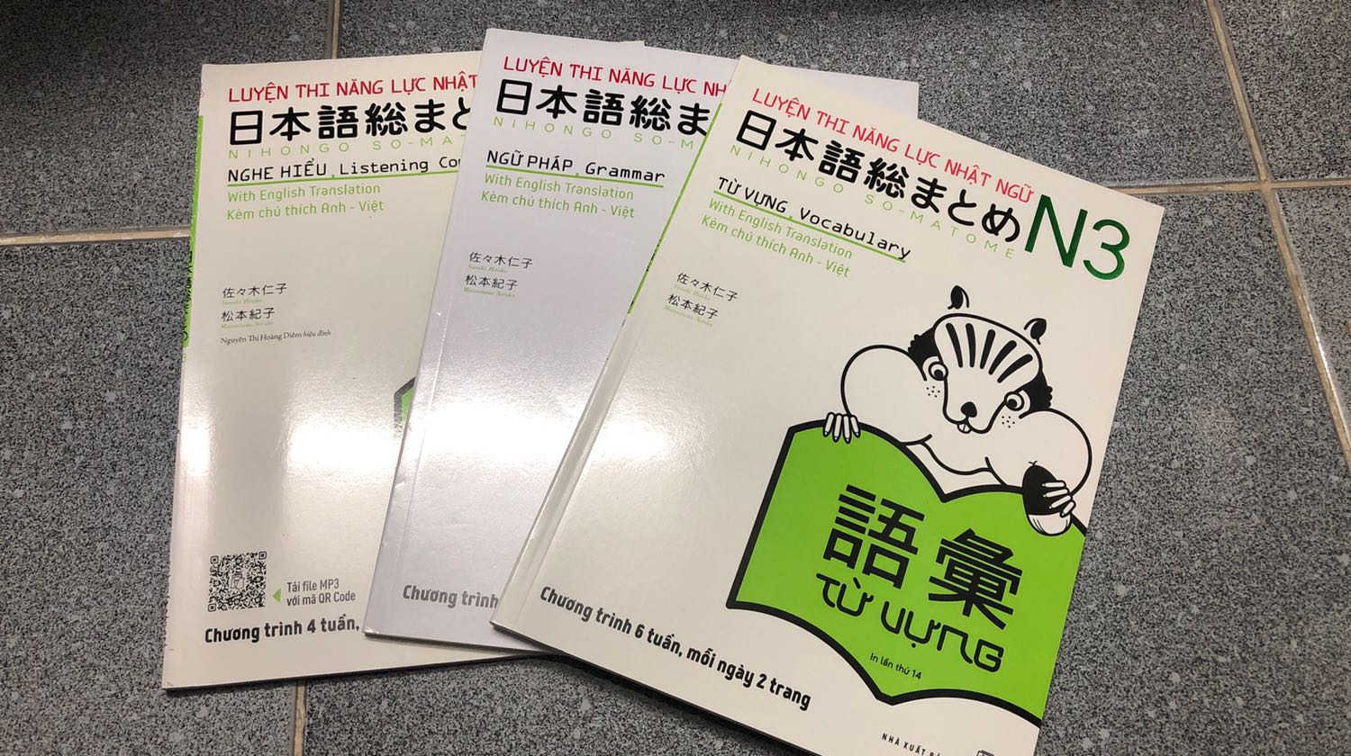 Tiki giao hàng nhanh cực. Mình order 45p sau có hàng. Sách đóng gói cẩn thận. 
File nghe thì các bạn lên website như trong sách có hướng dẫn, chịu khó tìm một chút sẽ thấy.  Mình mới thấy link để tải về chứ chưa biết cách nghe trực tuyến luôn thì thế nào. Tiki giao hàng nhanh cực. Mình order 45p sau có hàng. Sách đóng gói cẩn thận. 
File nghe thì các bạn lên website như trong sách có hướng dẫn, chịu khó tìm một chút sẽ thấy.  Mình mới thấy link để tải về chứ chưa biết cách nghe trực tuyến luôn thì thế nào.