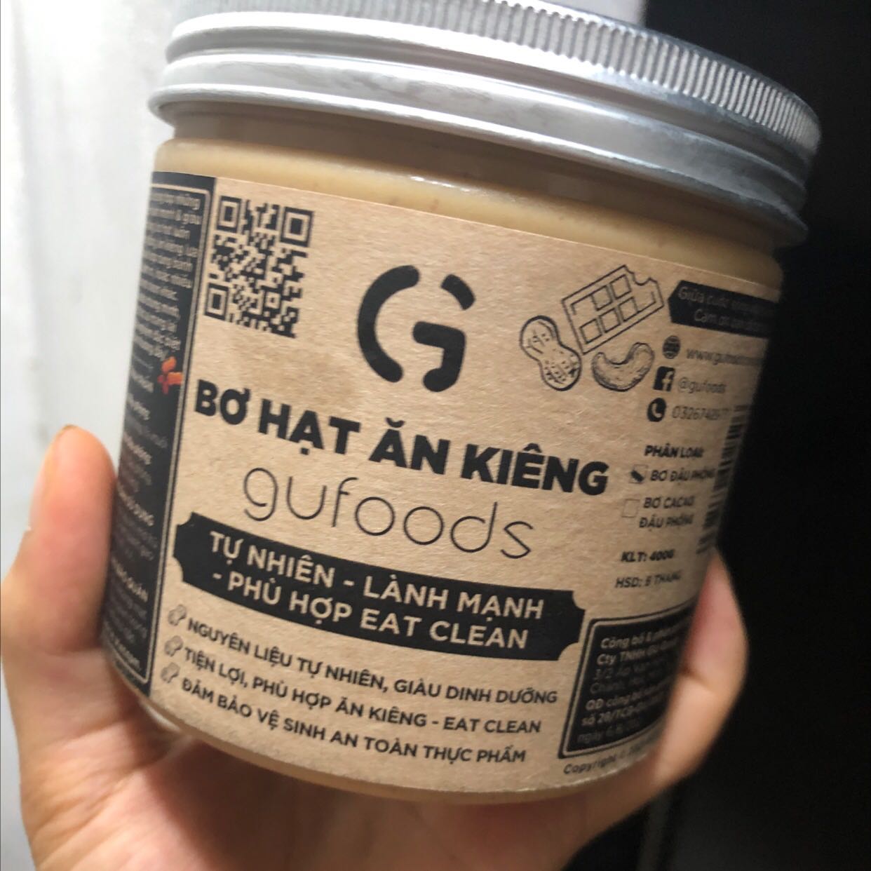 Bơ dễ ăn, mình k ăn đường nên vị này k có xíu đường nào, bạn nào muốn ăn ngọt thì cân nhắc. Bơ mịn để tủ lạnh ăn ngon hơn. Hộp của mình vận chuyển bị móp mất nắp. Oke hơn nếu shop cho thêm chỉ số dinh dưỡng trên bao bì hộp Bơ dễ ăn, mình k ăn đường nên vị này k có xíu đường nào, bạn nào muốn ăn ngọt thì cân nhắc. Bơ mịn để tủ lạnh ăn ngon hơn. Hộp của mình vận chuyển bị móp mất nắp. Oke hơn nếu shop cho thêm chỉ số dinh dưỡng trên bao bì hộp