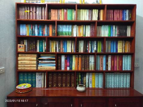 Giao hàng nhanh, shipper vui vẻ nhiệt tình, sách ấn bản đẹp. (Ảnh chỉ mang tính chất minh họa)