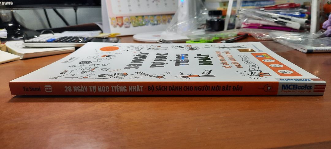 Mua sách mùa sale nên rất hời, nội dung khá tốt rất thích học cho người cham chỉ để học chứ mình lười quá học chơi chơi thì ok học để đi làm đi du học thì cần tìm hiểu rất kĩ nói chung là sách ok lắm.
cám ơn mng đã vất vả trong mùa dịch thế này giữ giìn sức khỏe nka iu iu