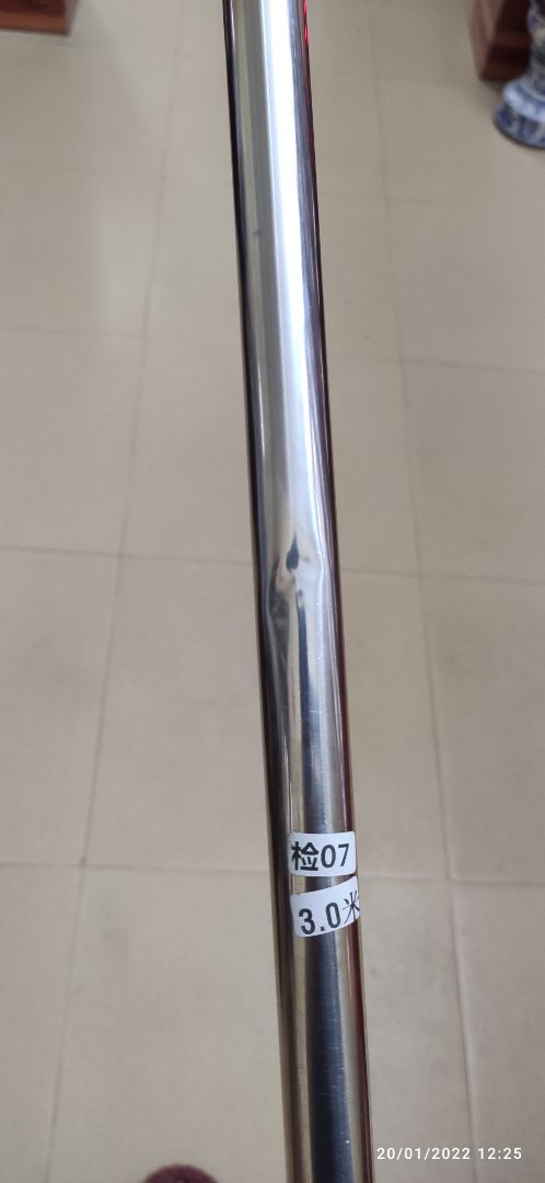 hàng đúng như mẫu mã. chắc chắn. song lúc nhận hàng ktra phát hiện bị móp trên thanh dụng cụ. kéo ra vào khó khăn. đánh giá 4 sao cho shop và vận chuyển