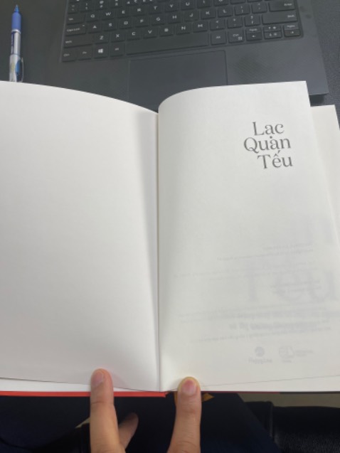 Sản phẩm như sách lậu, bìa bọc không đúng với giá trị sản phẩm