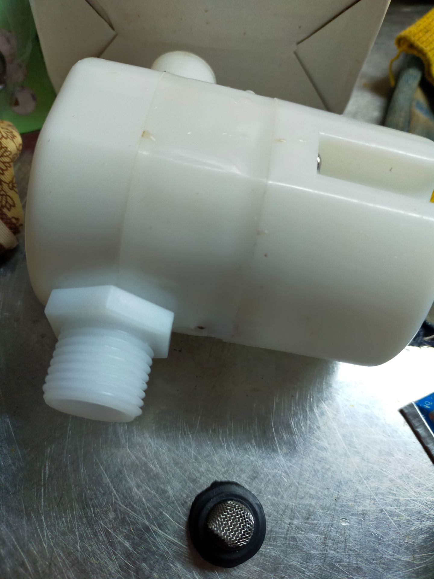 Ngon nhỏ gọn bổ rẻ nên mua sài rất tiện cho việc tự động tắt mở nước giúp tiệc kiệm thời gian và đỡ hư van vặn tay hoài mau hư van có em này quá tuyệt vời luôn ae nên mua mình sẽ review cách lắp ráp trên kênh Youtube của mình là Dương Chùa Vlog 2 nha cả nhà ủng hộ và tham khảo nha hjhj