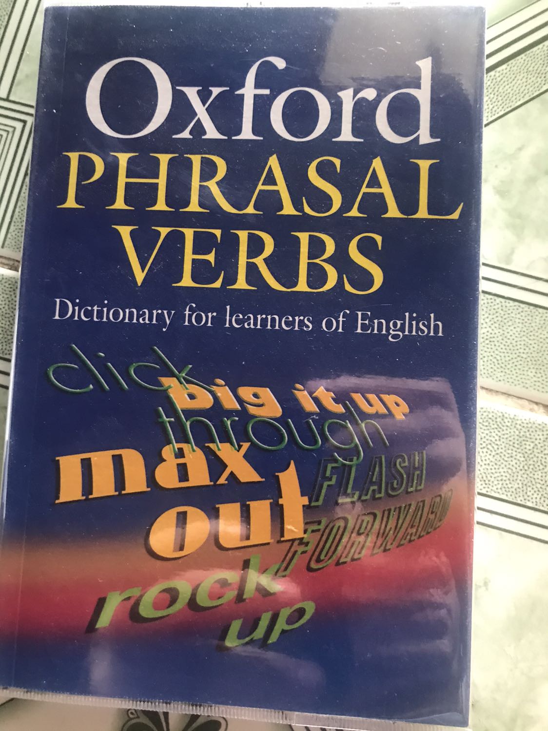 - Nội dung sách ok, giải thích chi tiết. 
- Giao hàng cực nhanh, và bọc bookcare nhìn sang hơn :v
- Sản phẩm không lỗi lầm gì.