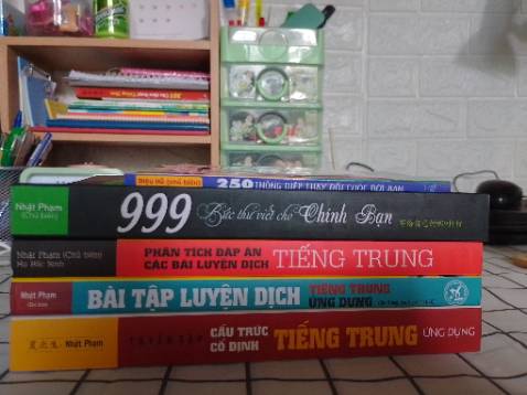 Sách in đẹp, shop giao hàng, nhanh đóng gói kỹ. Shop còn tặng mình món quà nữa. Sẽ ủng hộ shop nữa