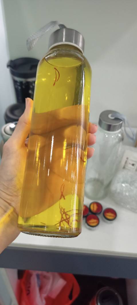 Cảm ơn shop rất nhiều, rất hài lòng về shop , sản phẩm đúng hàng chính hãng, pha với nước ấm cho thêm mật ông uống rất tốt cho sức khỏe, đẹp da ...thơm lắm luôn, sẽ tiếp tục ủng hộ shop