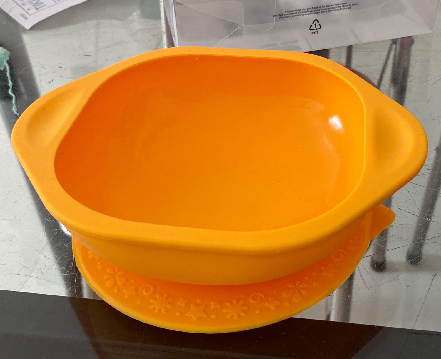 Chén trên hình đăng thì vàng tươi nhận hàng thì màu nghệ chuyển qua cam rồi. Ko vừa lòng tí nào. Màu sắc ảnh đăng chỉnh sửa quá nhiều