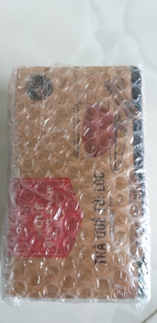 mình nhận được hàng gùi, phải công nhận rằng tiki đóng gói sản phẩm rất cẩn thận và chu đáo cho dù sản phẩm nào củng vậy rất cảm ơn tiki đã quan tâm và chăm sóc khách hàng. mình thấy trên trang tiki bán đọc thì thấy sản phẩm này rất tốt cho sức khỏe nên mình mua dùng thử...nếu chất lượng tốt thì mình sẽ ủng hộ shop và tiki??