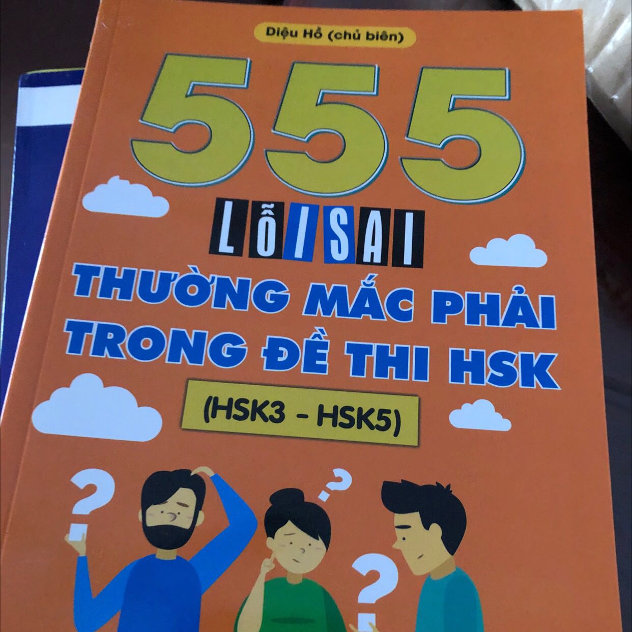 Sách mới. Ship hơi lâu 1 chút nma nhận hàng k bị móp méo gì nên chấp nhận dc