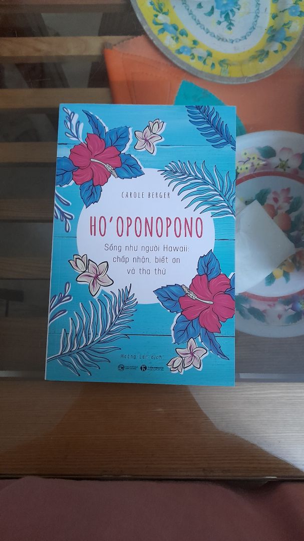 sách mới tinh, mới cóong dù mình mua giảm giá nhìu. Nội dung siu hay. Làm quà cho các bé hợp lắm.