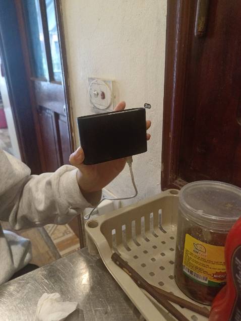 Sau một thời gian sử dụng thì gần đây nó lâu lâu lại tự sập nguồn phải bật lại( sạc pin liên tục)