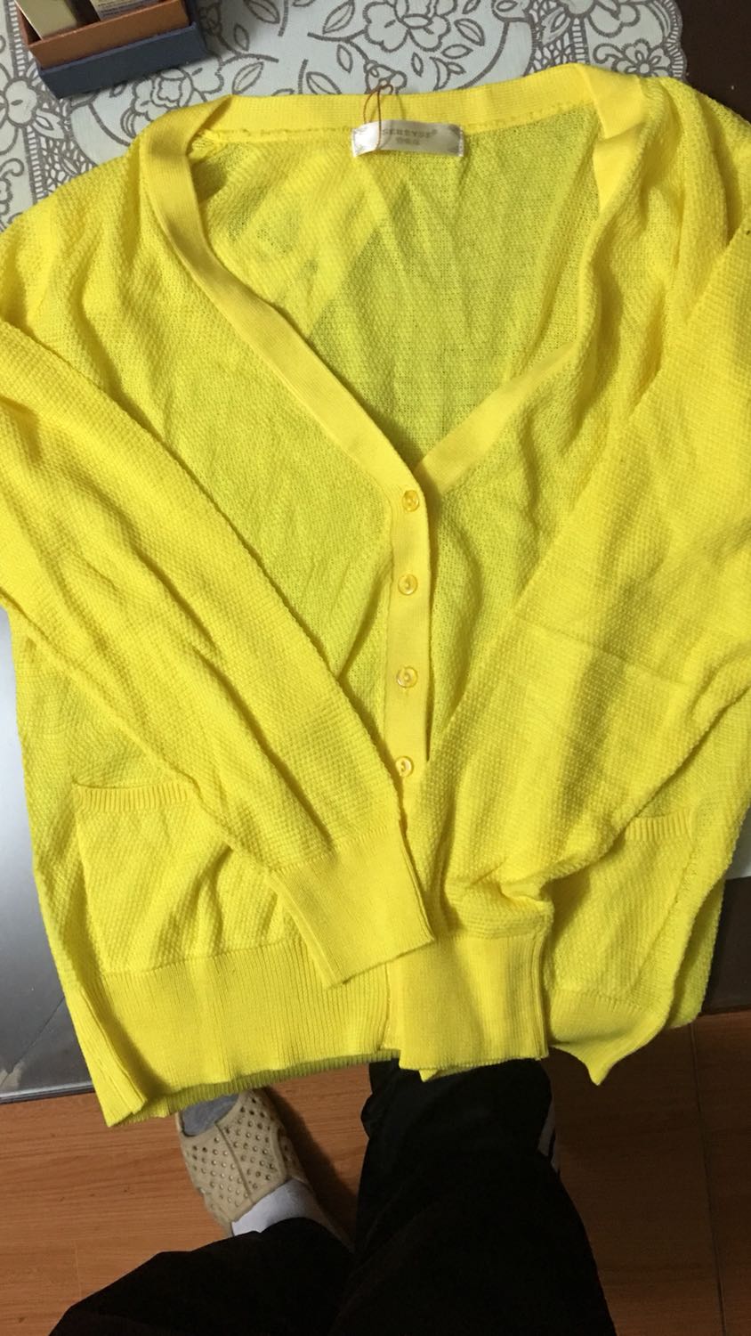 Hàng sai với hình kích thước cho trẻ con mặc cũng không vừa cực kì thất vọng với tiki và shop