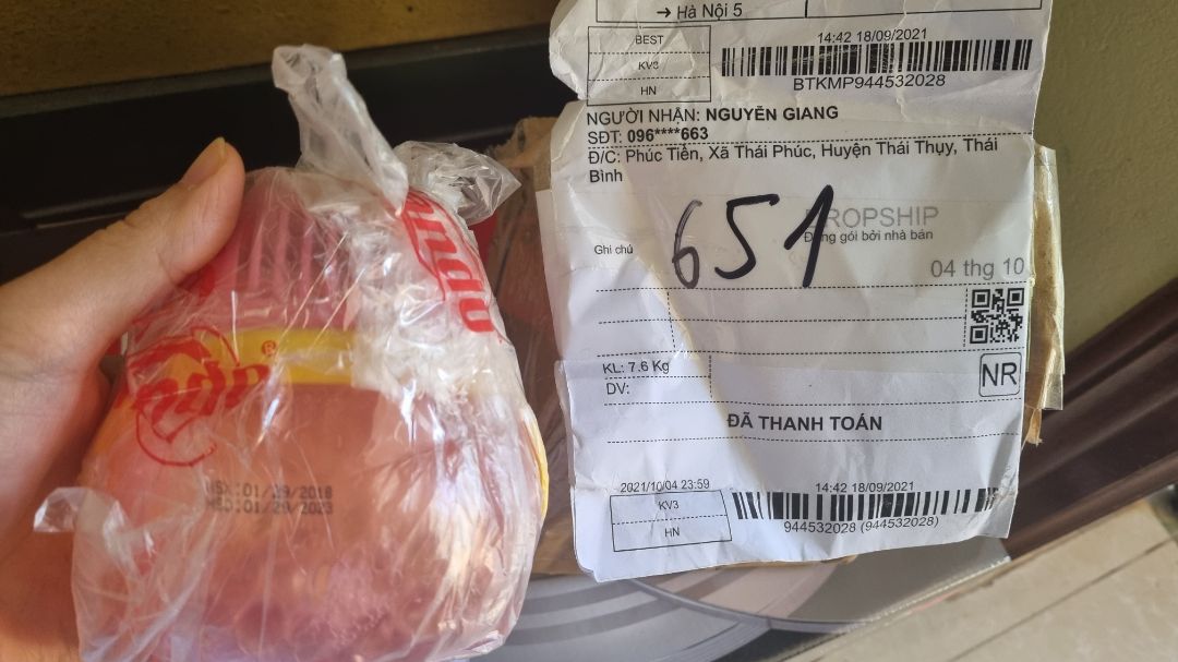 Giao sai hàng hoàn toàn làm mất thời gian của khách ĐẶT RỬA BÁT 2 CAN ĐI GIAO SÁP THƠM .BẢO SAO GÓI HÀNG BÉ TÝ....


NHÌ NHẰNG *** ĐẢO À ....ĐẶT ĐƠN MỚI THÌ GIAO NHANH NHƯ GÌ ...HƠN 2 TUẦN RÔI KO CÓ CÂU TRẢ LỜI CỤ THỂ