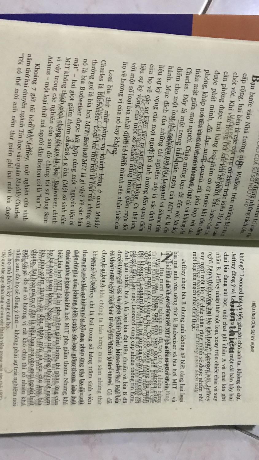 Bìa thì bung sẵn, giấy thì in chồng lên nhau, KHÔNG THỂ ĐỌC ĐƯỢC MẤY TRANG ĐẦU. 
Đề nghị Tiki đổi hàng ngay.