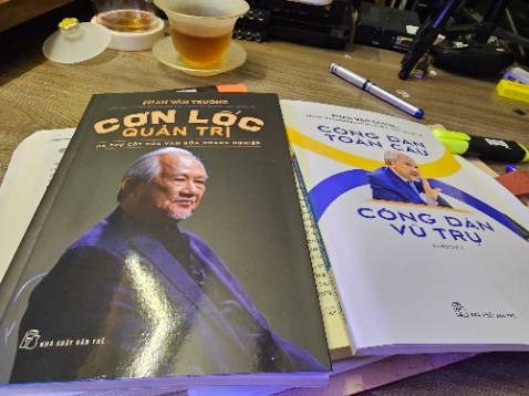 Sách đẹp, đóng gói đẹp, giao nhanh.