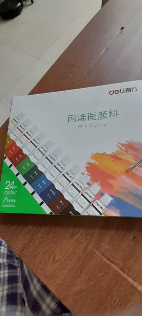 Các màu đều đẹp. Cháu nội rất thích, lấy tô tượng thạch cao. Cháu mới lớp 1 nên sản phẩm tượng sau khi tô chỉ thế thôi