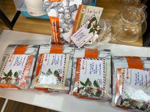 Kỳ nay lên giá cao quá mà đóng gói ko bằng lúc trước nữa. Gắn bó khá lâu nhưng chắc phải chia tay nhau thoai 😊