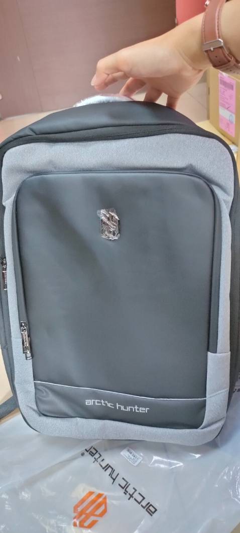 Mình khá ưng so với giá tiền, săn sale nên giá lại càng hợp lí ạ. Shop giao hàng nhanh lắm ạ, vừa đặt hôm trước thì hôm sau có hàng luôn rồi ạ. Mọi người nên mua nha