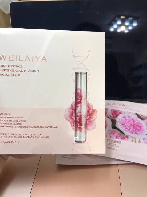 Da trắng sáng hơn nè  căng mọng, trẻ trung.thích sản phẩm này rồi đó ,k bị kích ứng da.dưỡng ẩm da hiệu quả .👌