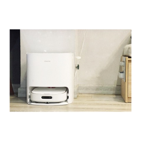 Hút rất sạch, lau rất sạch. Ưng cái tự giặt giẻ đỡ phải tháo giặt thủ công mỗi lần lau. Sau 4-6 lần thì mình tháo ra giặt 1 lần để giẻ thơm tho sạch hơn là được. Thông minh, né vật cản, né được ghế ngẫu nhiên, né vật ngẫu nhiên.