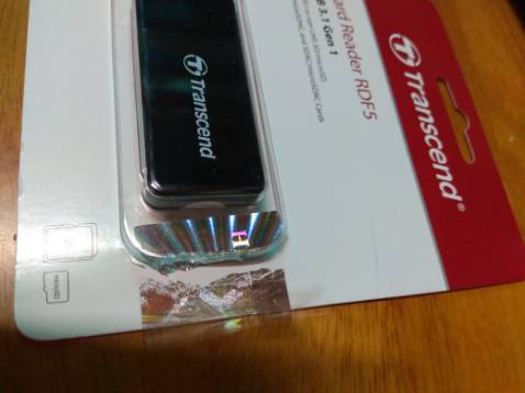 Rất không hài lòng. Nhận được đầu lọc thẻ box bị mở ra như thế này ??????? Quan ngại hàng kém chất lượng ???? Rất không hài lòng. Nhận được đầu lọc thẻ box bị mở ra như thế này ??????? Quan ngại hàng kém chất lượng ????