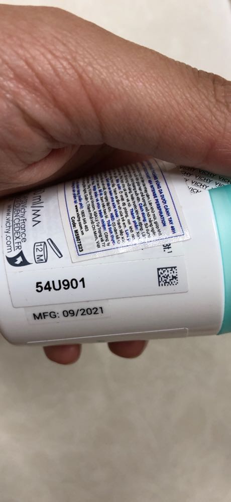 nhanh 2h, tem bị rách miếng, date xa, hàng mỹ phẩm nhưng không bọc hay giảm sốc gì cả