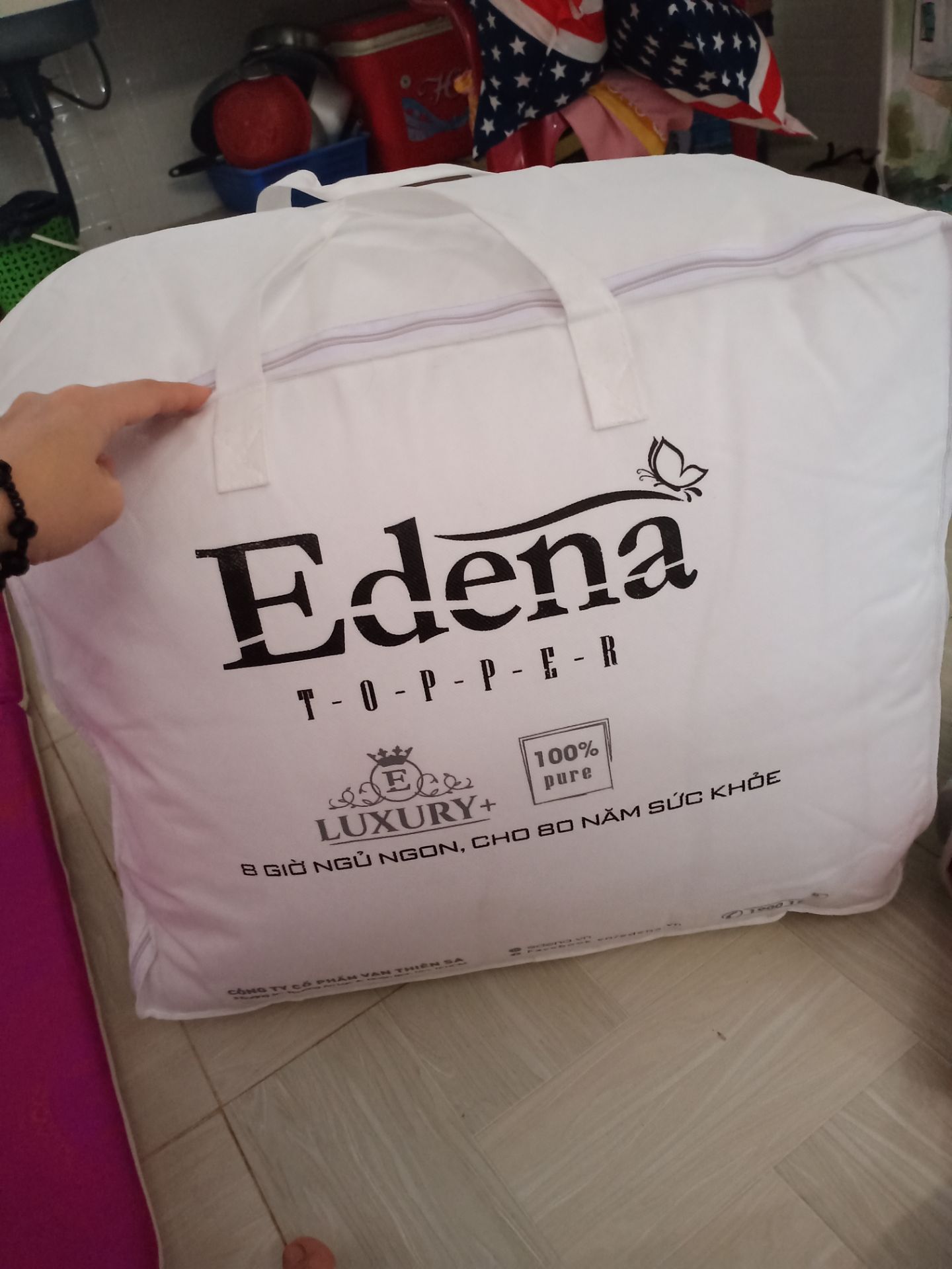 rất ư là hài lòng nằm rất thoải mái giao hàng nhanh k ngờ luôn ... chất lượng ok nói chung là lần đầu mua hàng bên tiki lun rất hài lòng sẽ ủng hộ tiki tiếp tục