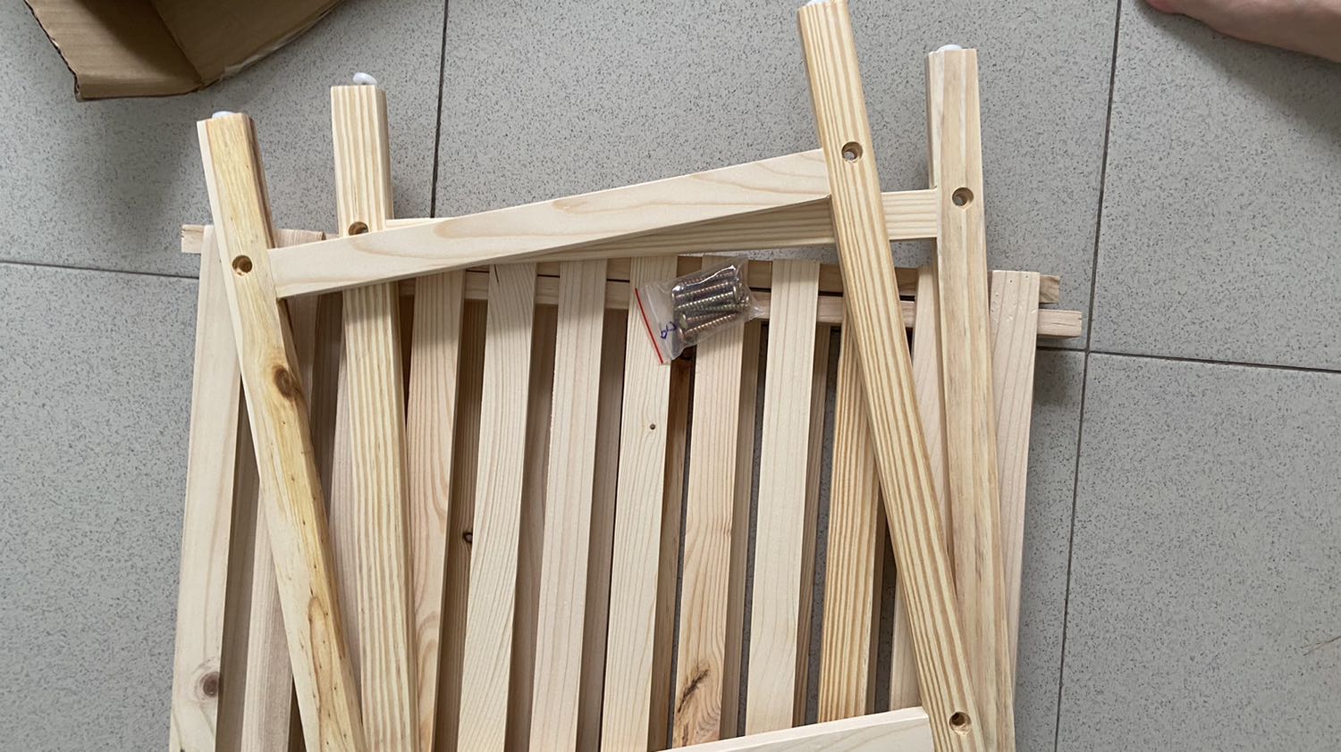 Giao hàng nhanh, đóng gói kĩ càng, hàng chắc chắn, dễ lắp ghép