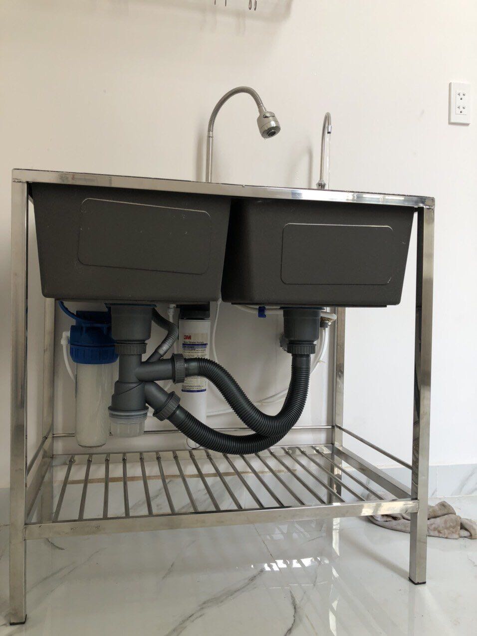 Bộ lọc hiệu quả, lọc nhanh, hàng chất lượng chắc chắn, không bị rỉ nước khi dùng thời gian lâu. Shop đóng gói và giao rất nhanh.