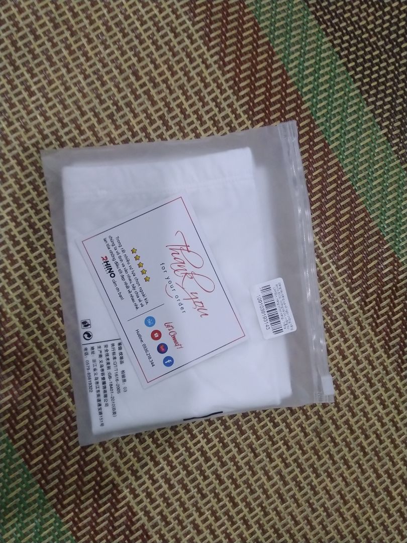 Mát lạnh luôn, lại có 1 lớp silicon nhỏ chống trượt Mát lạnh luôn, lại có 1 lớp silicon nhỏ chống trượt