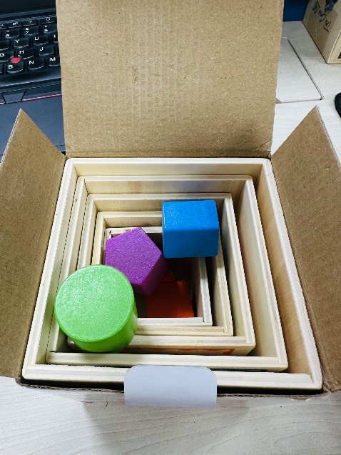 Sản phẩm shop đóng gói kĩ, đúng như mô tả, chỉ có là chờ nhận hàng hơi lâu nha shop ơi.