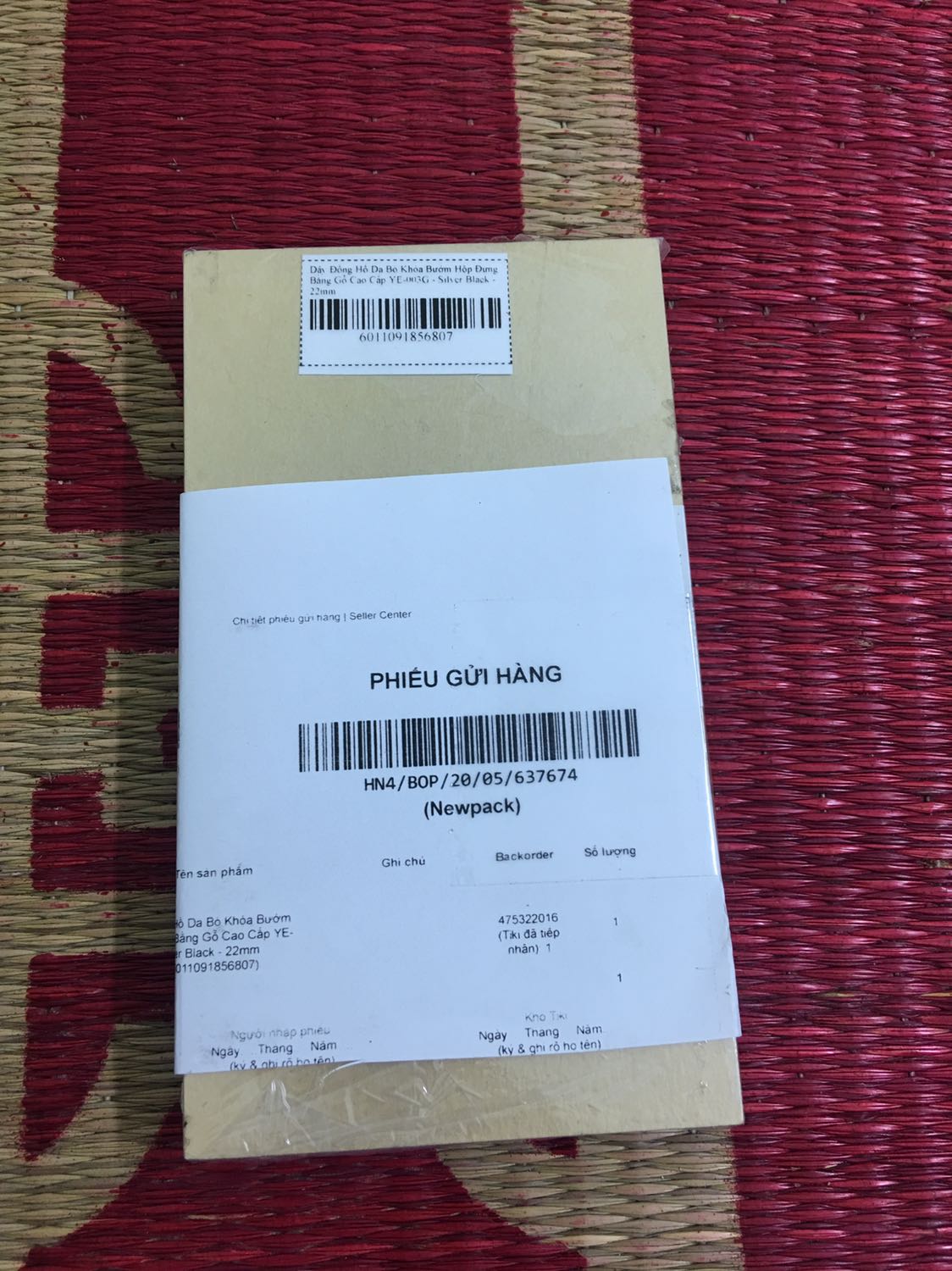 Giao hàng cần thân thiện và linh hoạt hơn,  đóng gói ok, giao nhanh,  dây nhìn đẹp ,  bền hay k , dùng lâu mới biết kỹ hơn ,   cây sắt gắn hơi nhỏ hơn đồ cũ , nó chung là mình thấy ổn.